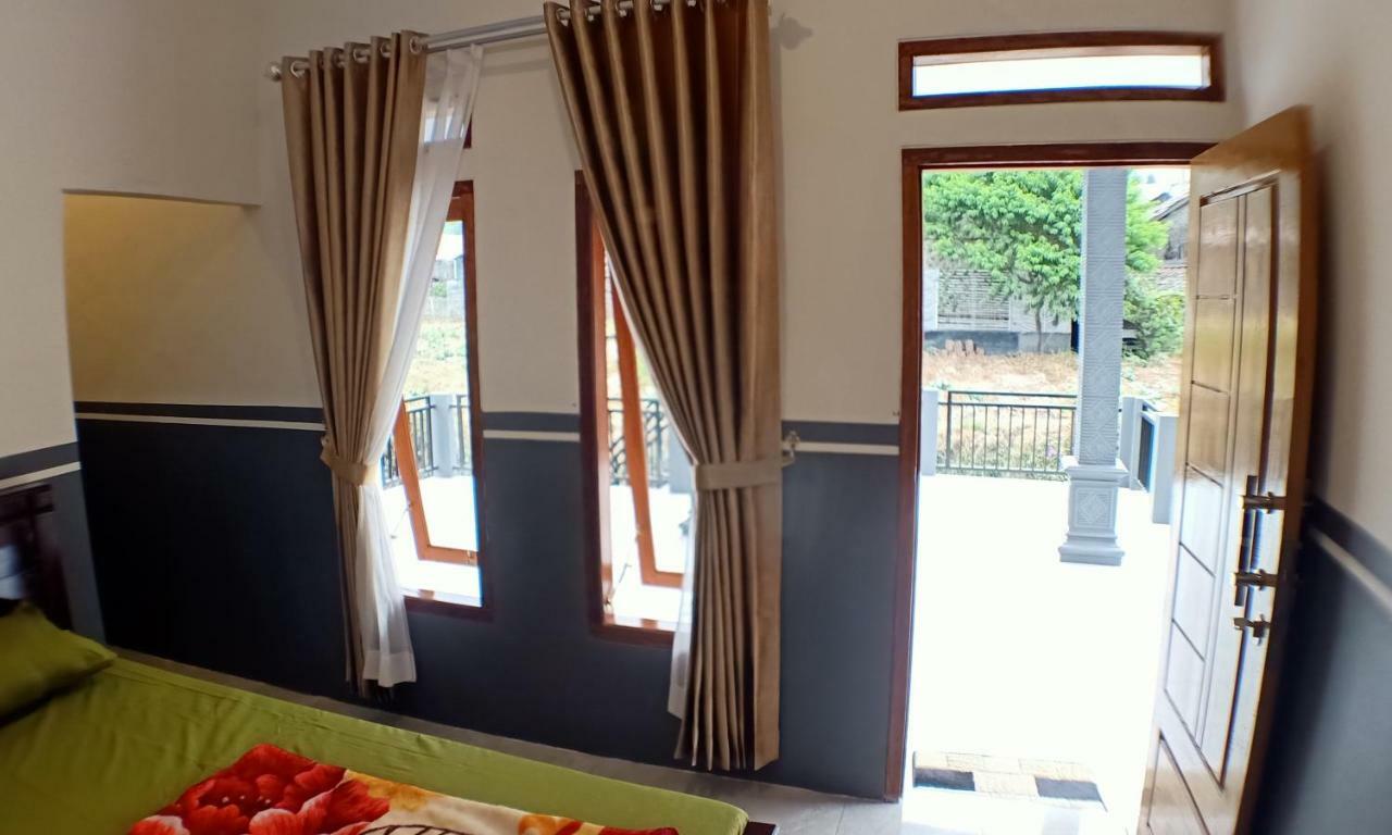 Homestay Anggun Bromo Exteriör bild