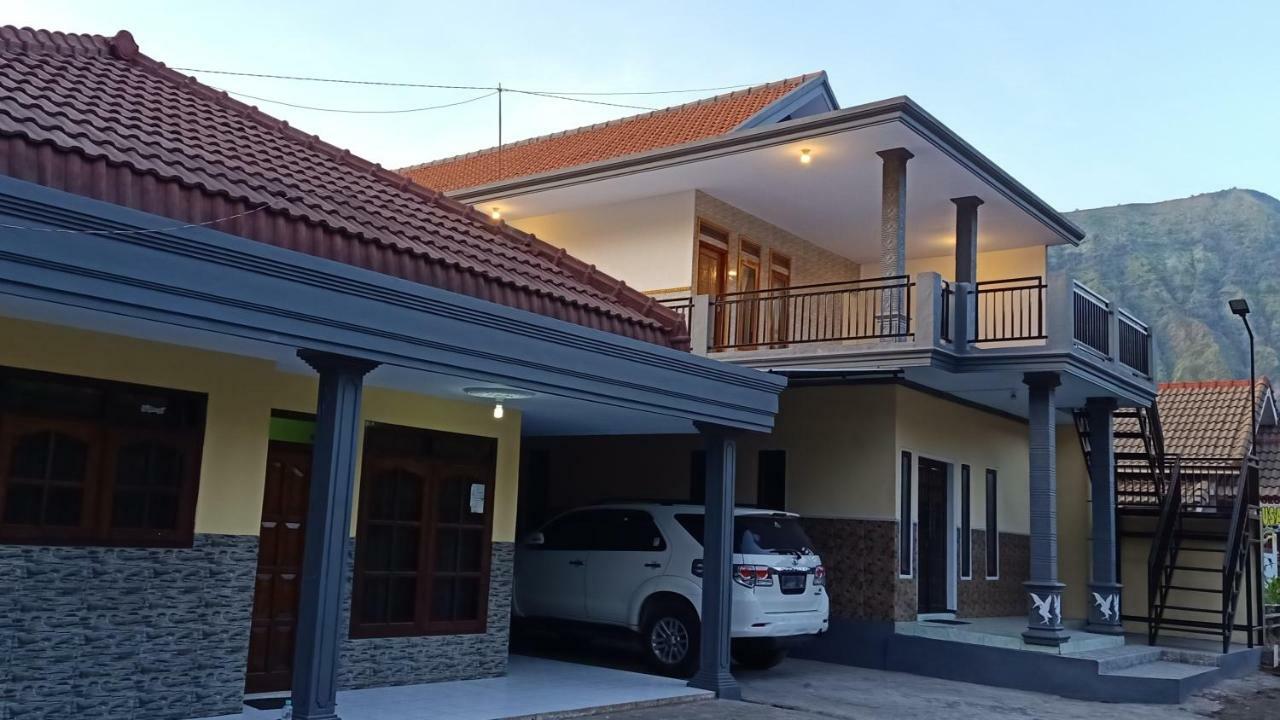 Homestay Anggun Bromo Exteriör bild